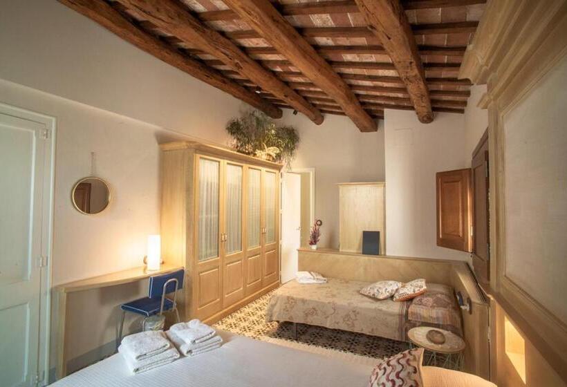 家庭间, Cal Fuster De La Plaça