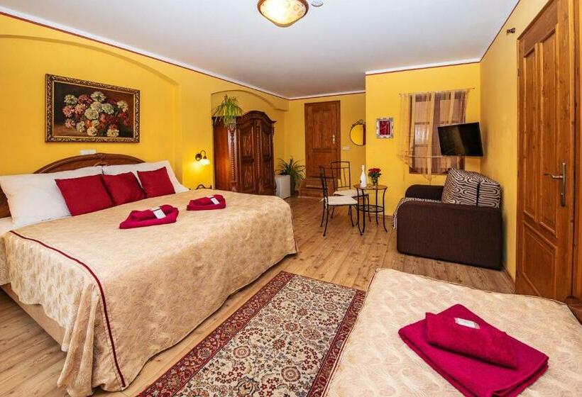 اتاق استاندارد سه نفره, Ubytování U Bílé Paní