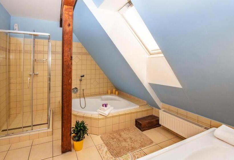 آپارتمان 2 خوابه, Ubytování U Bílé Paní