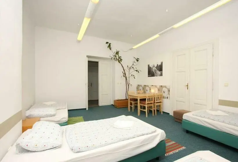 Standard-huone Jaettu Kylpyhuone, Charles Square Hostel