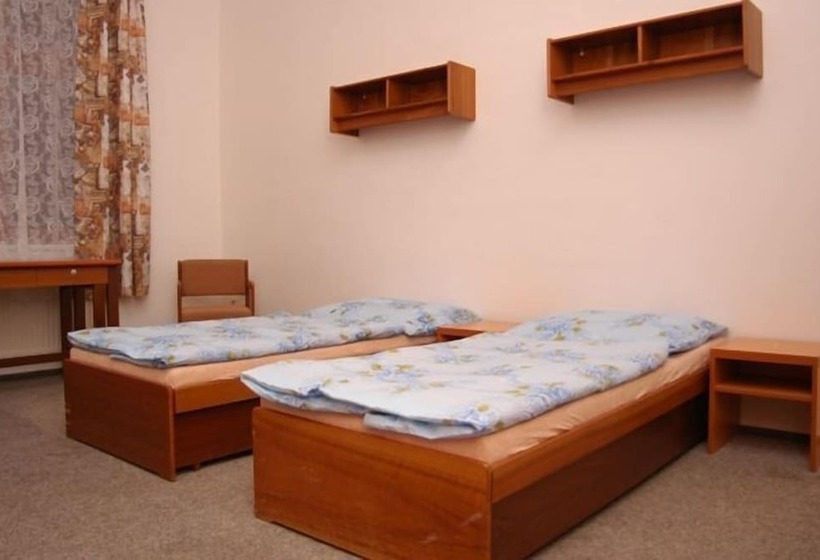 스탠다드 룸 공동 욕실, Chata Labská   špindlerův Mlýn   Hostel