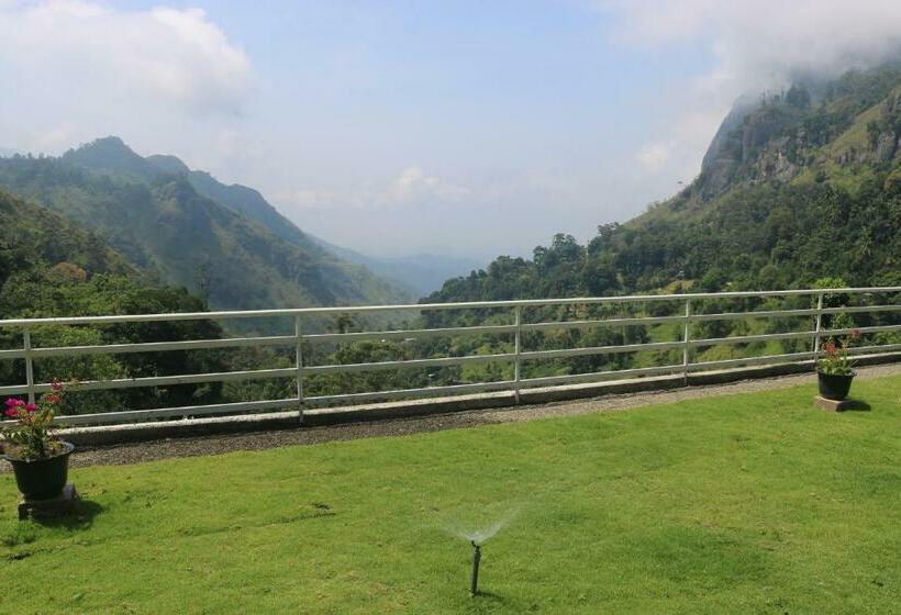 غرفة ديلوكس مزودة بشرفة, Ella`s Edge