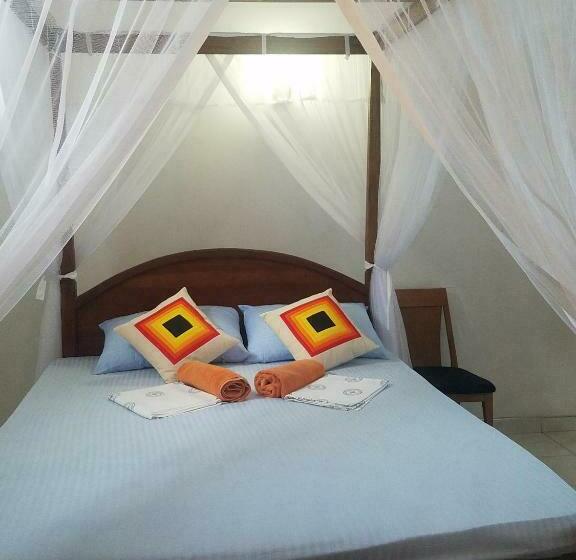 Standard Room, Mermaid Inn