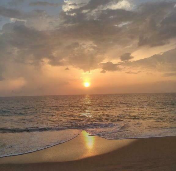 חדר דלוקס עם מרפסת נוף לים, Rainbow Beach