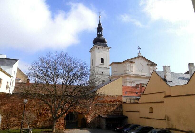 スタンダードルーム, Třebovská Restaurace