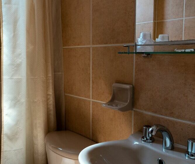 اتاق استاندارد, Tonito