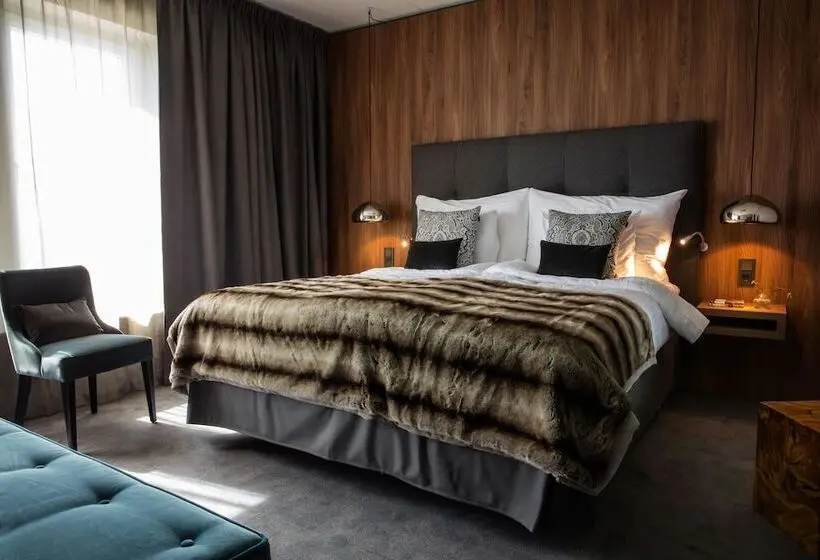 Sviitti, Kust Hotell & Spa