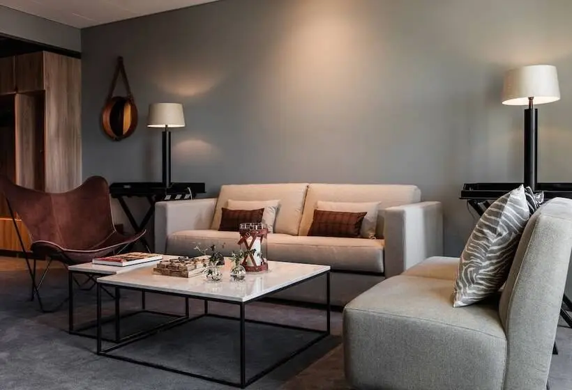 Sviitti, Kust Hotell & Spa
