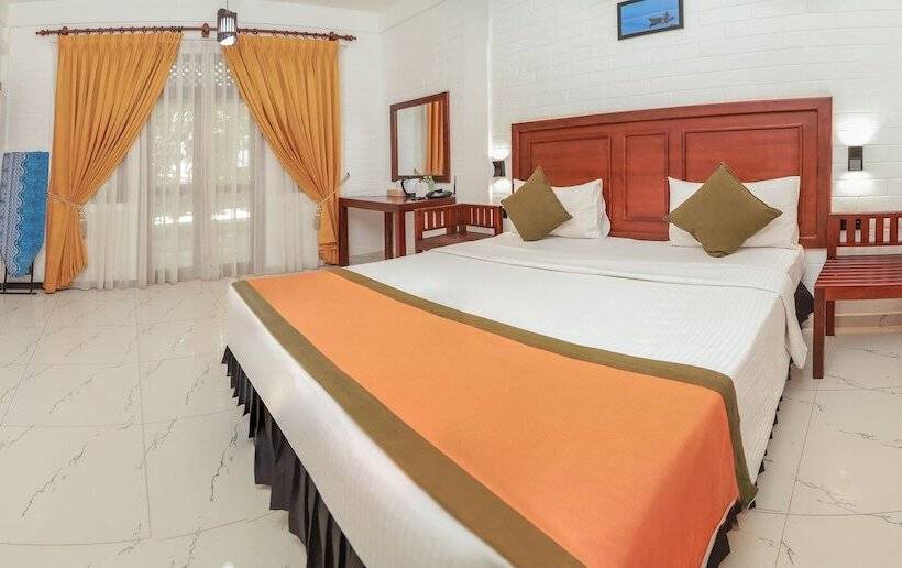 Номер Deluxe, Mahanuge Hotel Polonnaruwa