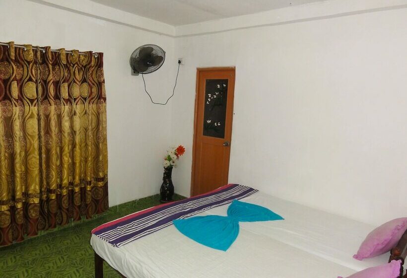 חדר דלוקס, The Spring Holiday