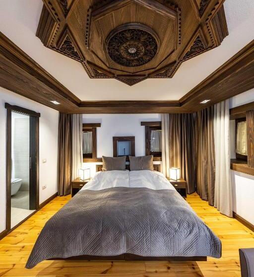 اتاق لوکس, Kulla E Zenel Beut