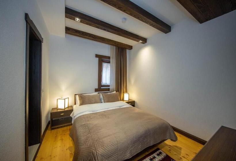 اتاق استاندارد, Kulla E Zenel Beut