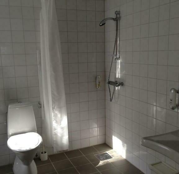 Номер Стандарт Адаптированный для Инвалидов, Ardrebo B&b