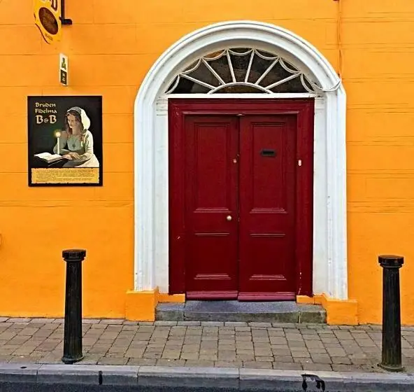 Standard-huone Jaettu Kylpyhuone, Cashel Town Center Inn