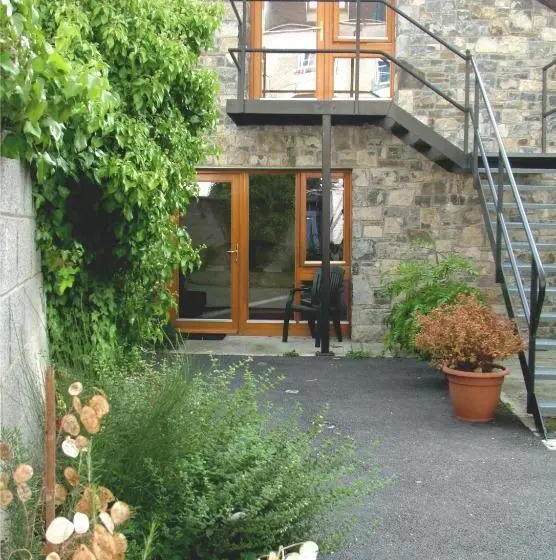 Standard-studio, Cashel Town Center Inn