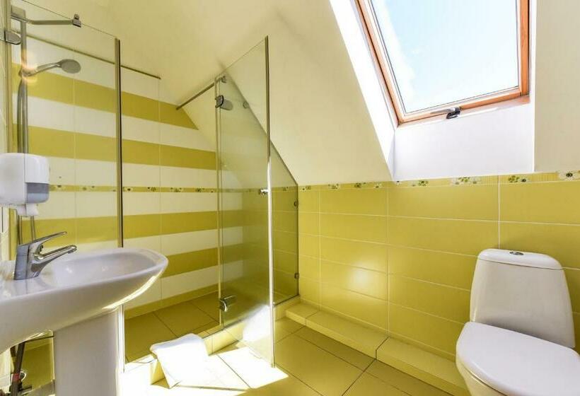 اتاق استاندارد, Ošupio Tako Apartamentai