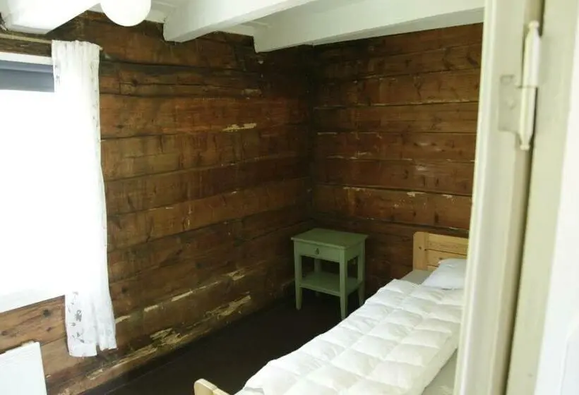 Standard Yhden Hengen Huone Jaettu Kylpyhuone, Brekke Gard Hostel