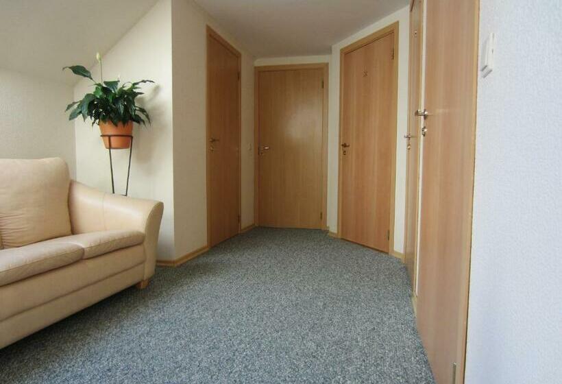 اتاق استاندارد, Hostel Livonija