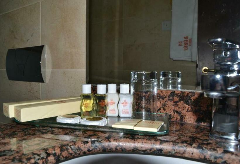 اتاق استاندارد, Banoj