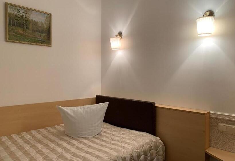 اتاق استاندارد یک نفره, Broliu Vila