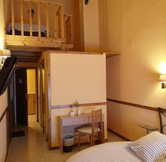 Quarto Triplo Superior, Copacabana