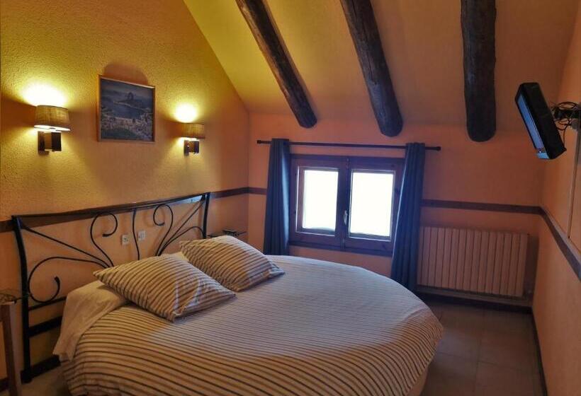 Quarto Triplo Superior, Copacabana