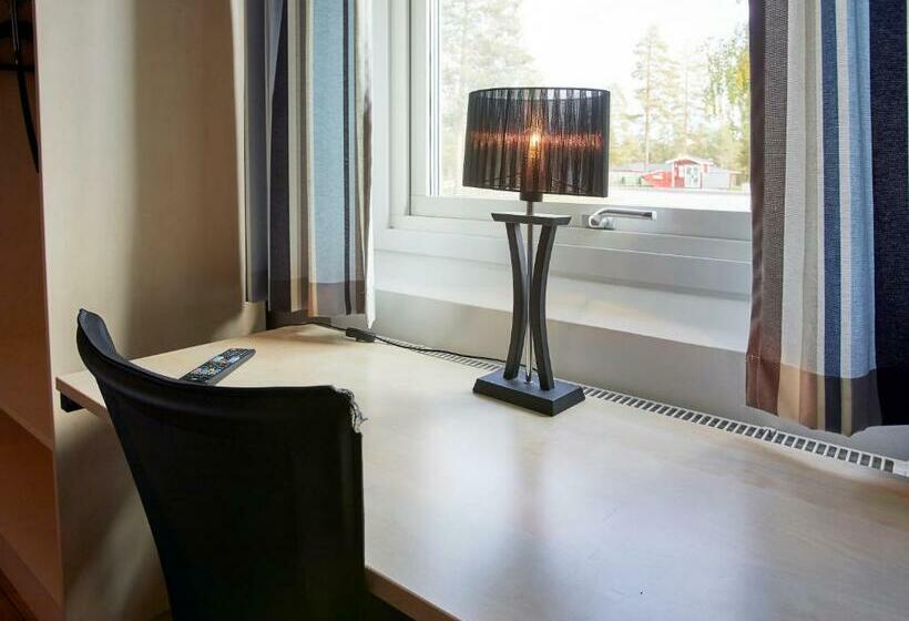 חדר סטנדרט חדר אמבטיה משותף, First Camp Ansia   Lycksele