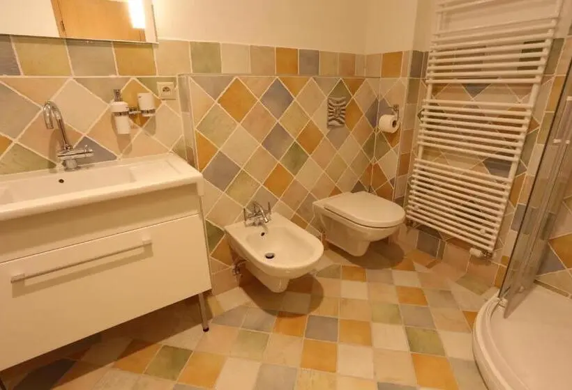 Huoneisto 1 Makuuhuone, Hajčman