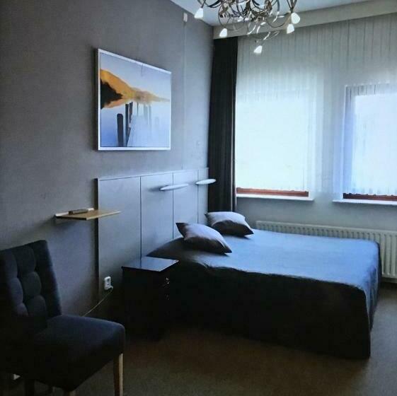 Standart Oda, Heynen