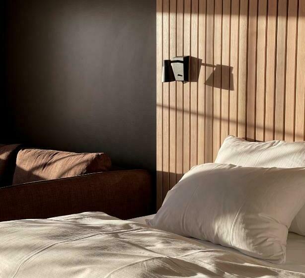 Номер Стандарт, Hovdestøylen