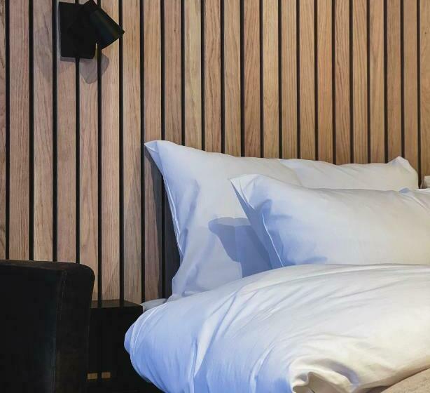 Номер Стандарт, Hovdestøylen