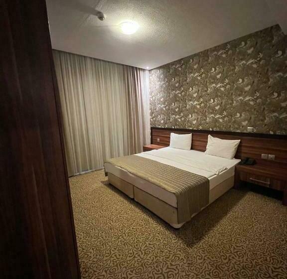 اتاق استاندارد یک نفره, Jouhayna Hotel&suite