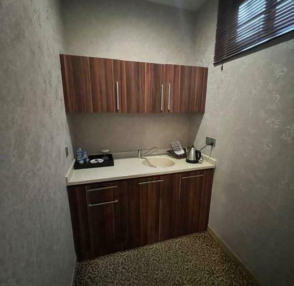 سوییت اجرایی, Jouhayna Hotel&suite