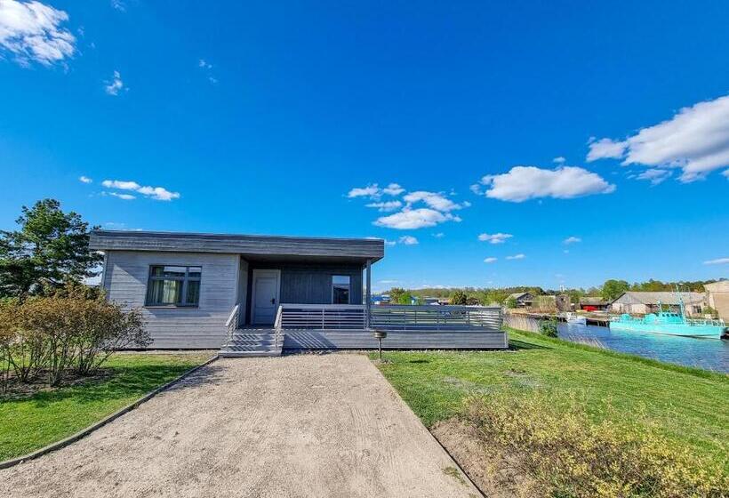 بانگلوی استاندارد, Kapteinu Osta