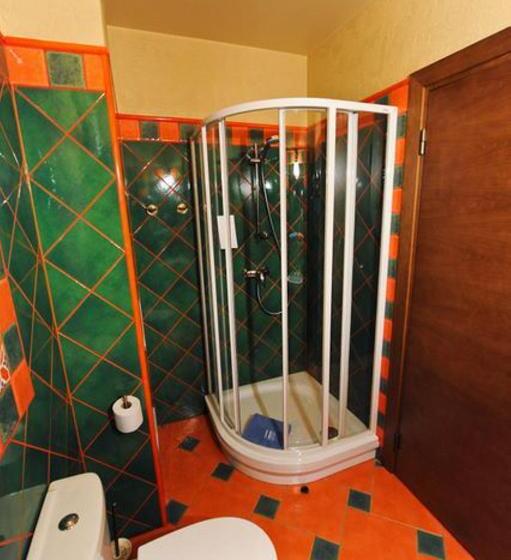 بانگلوی استاندارد با چشم‌انداز دریا, Kapteinu Osta