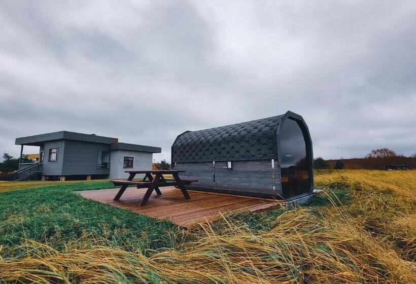 بانگلوی لوکس, Kapteinu Osta