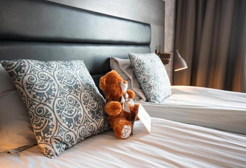 오두막, L Hallstaberget