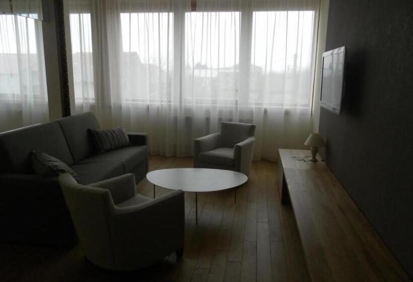 آپارتمان لوکس 1 خوابه, Madl