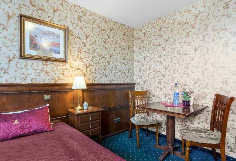 اتاق استاندارد, Rowing