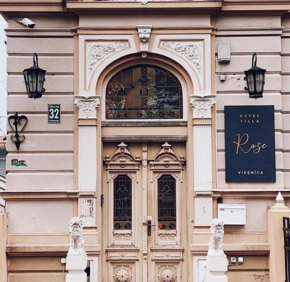 اتاق استاندارد یک نفره, Roze Villa