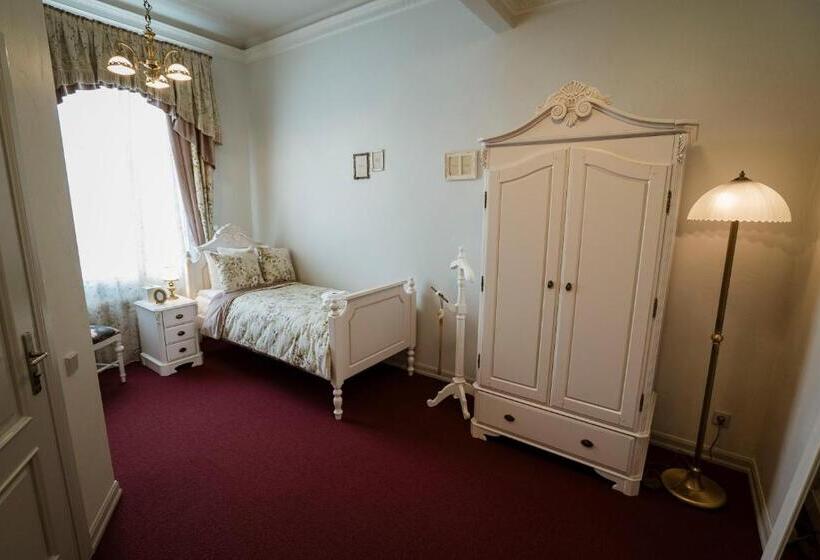 اتاق استاندارد یک نفره, Roze Villa