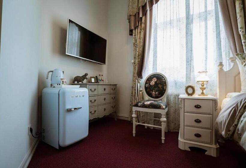 اتاق استاندارد یک نفره, Roze Villa