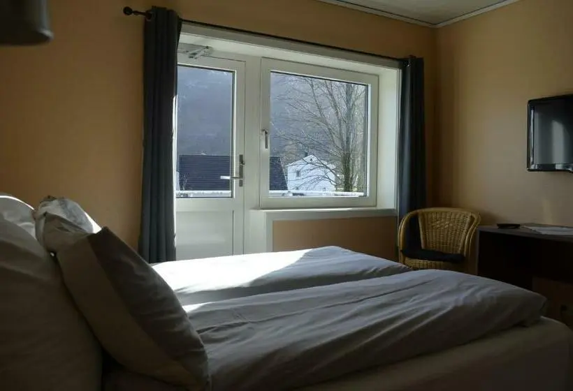 Standard-huone, Sentrum