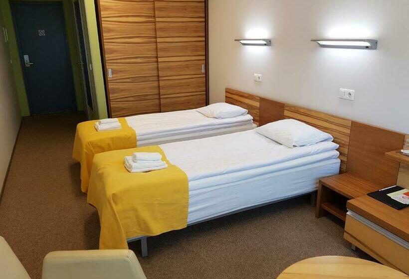 اتاق استاندارد, Tartu Rakendusliku Kolledži Hotell