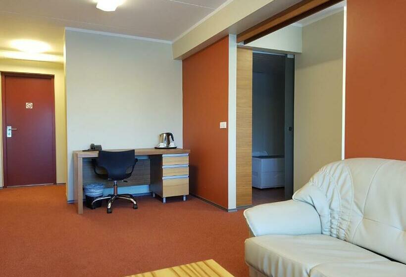 سوییت جونیور, Tartu Rakendusliku Kolledži Hotell