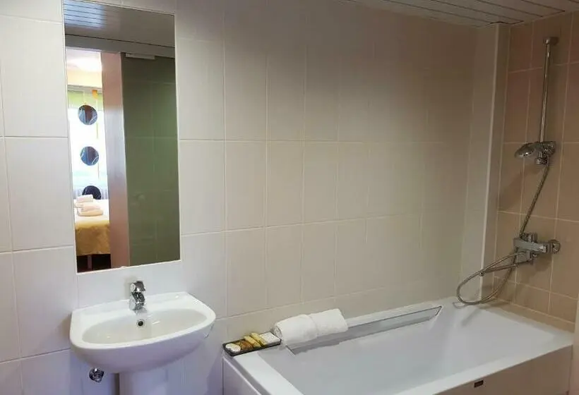 سوییت جونیور, Tartu Rakendusliku Kolledži Hotell