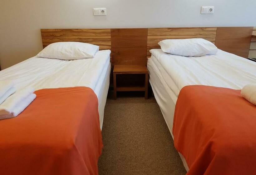 اتاق استاندارد, Tartu Rakendusliku Kolledži Hotell