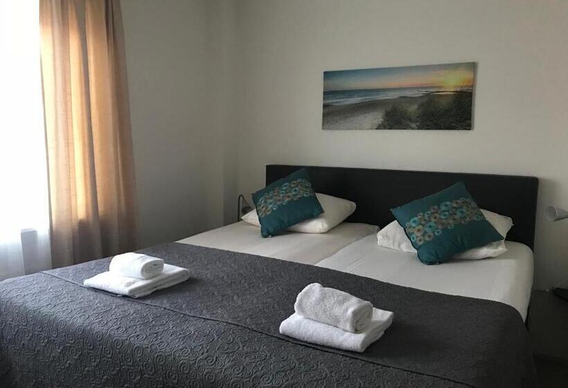 חדר משפחתי, Valkenhof