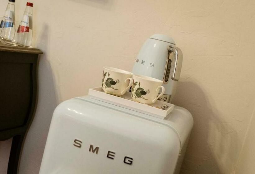 اتاق سوپریور, Roze Villa