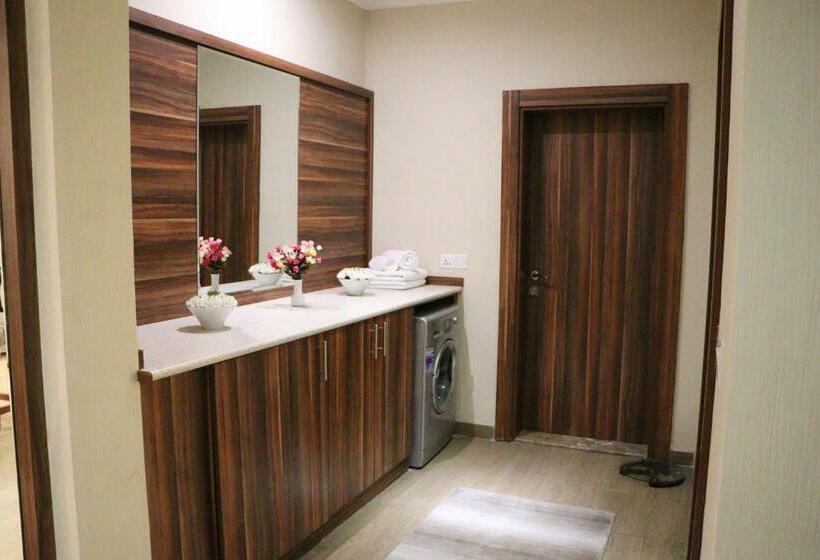 ویلای 2 خوابه, Korek Mountain Resort